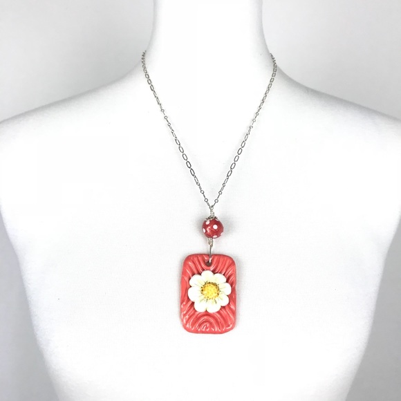 Boho Daisy Flower Jewelry Set - Necklace, Bracelet & Earrings In Gold Tone Alloy